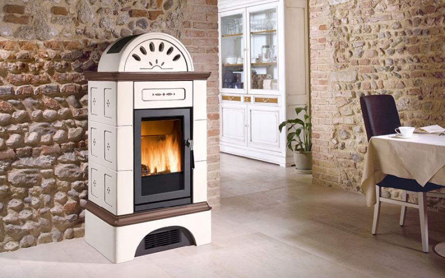 BRUNICO Wood Stove in Majolica, Wall - Corner A+ - Piazzetta